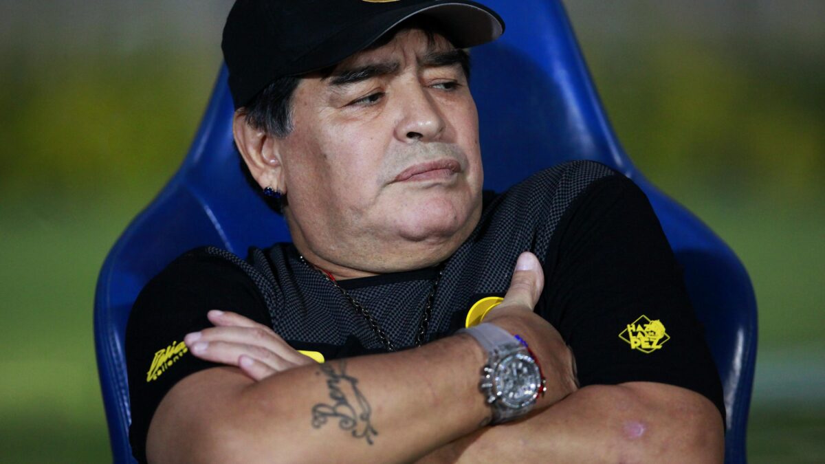 BREAKING: Football Legend Maradona Dies