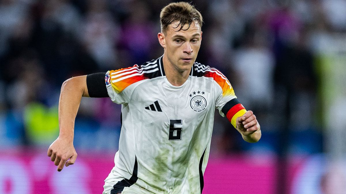 Germany’s Kimmich: “Not Our Job to Express Political Opinions”