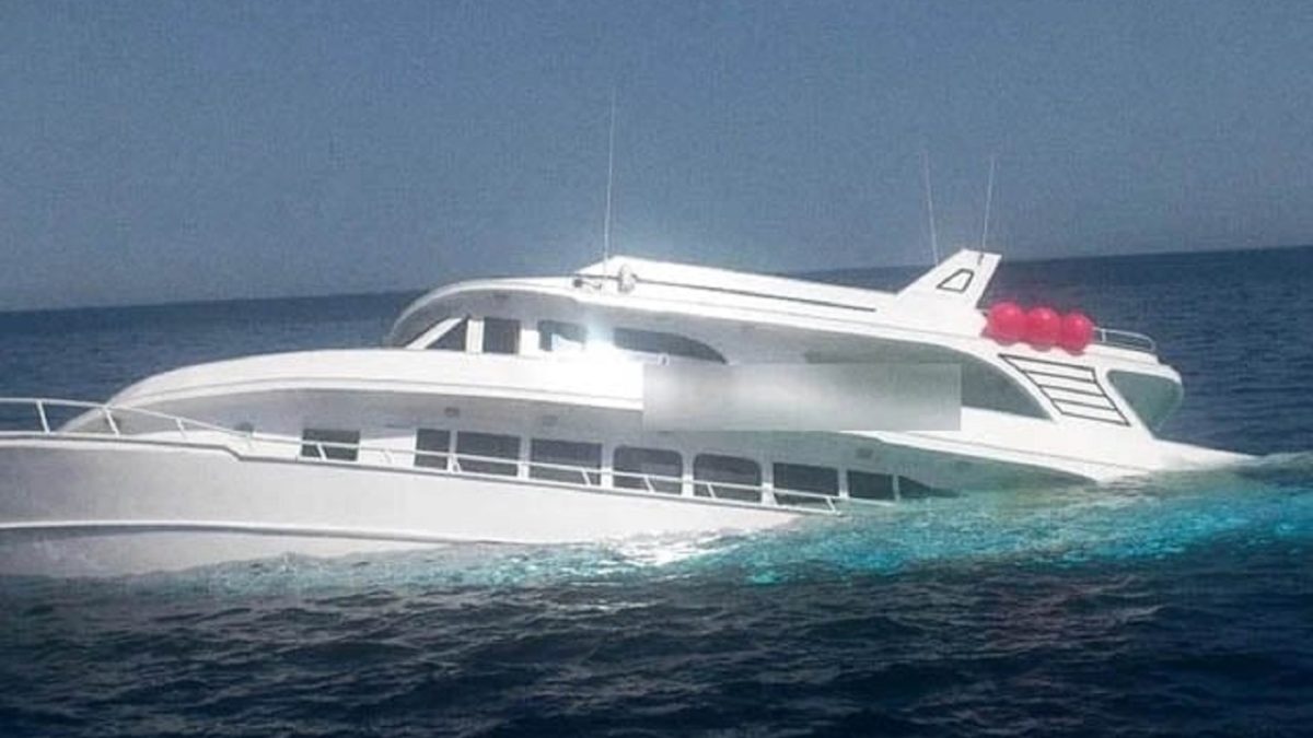 Over a Dozen Missing After Tourist Boat Capsizes in the Red Sea